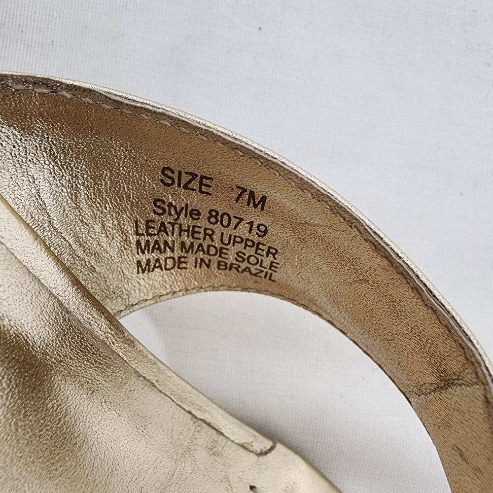 Lilly Pulitzer Womens McKim Wedge Sandal Gold Metallic Leather Thong Size 7M - Picture 9 of 10